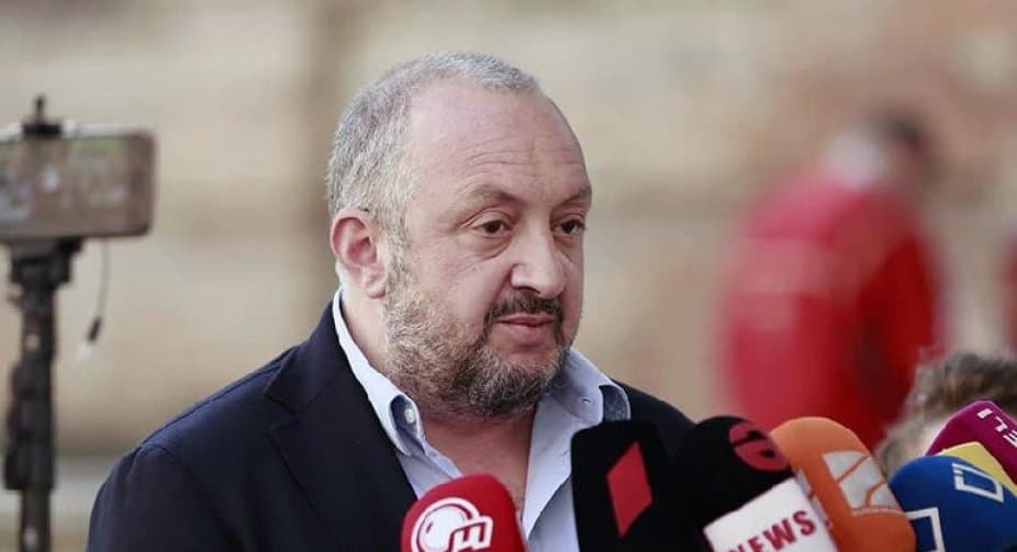 Frontnews image description