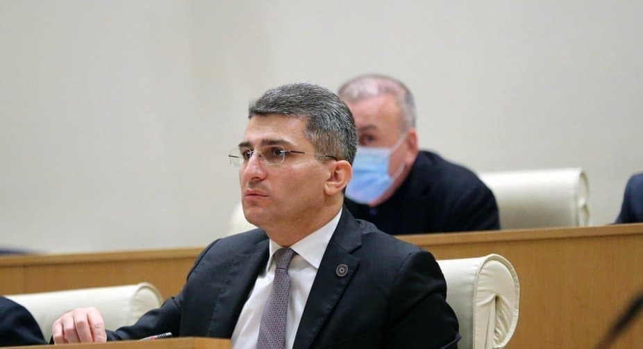 მამუკა მდინარაძე – ნიკა გვარამიამ აღიარა, რომ “ნაცმოძრაობის” მედიასაშუალებები დაკავებულები იყვნენ პოლიტიკური საქმიანობით