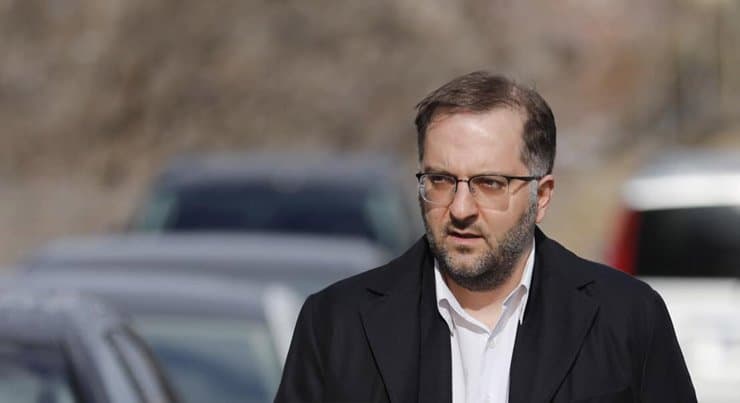 Frontnews image description