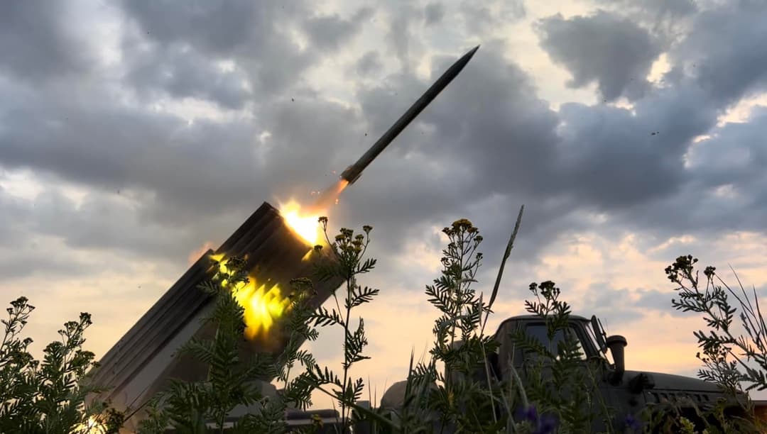 37 400 ჯარისკაცი, 3 828 ჯავშანტექნიკა, 1 645 ტანკი – რუსეთის საბრძოლო დანაკარგები უკრაინაში