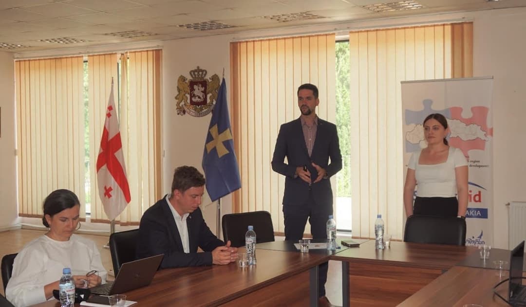 ონის მუნიციპალიტეტის მერმა ბანსკა-ბისტრიცას რეგიონის გუბერნატორის მოადგილეს უმასპინძლა