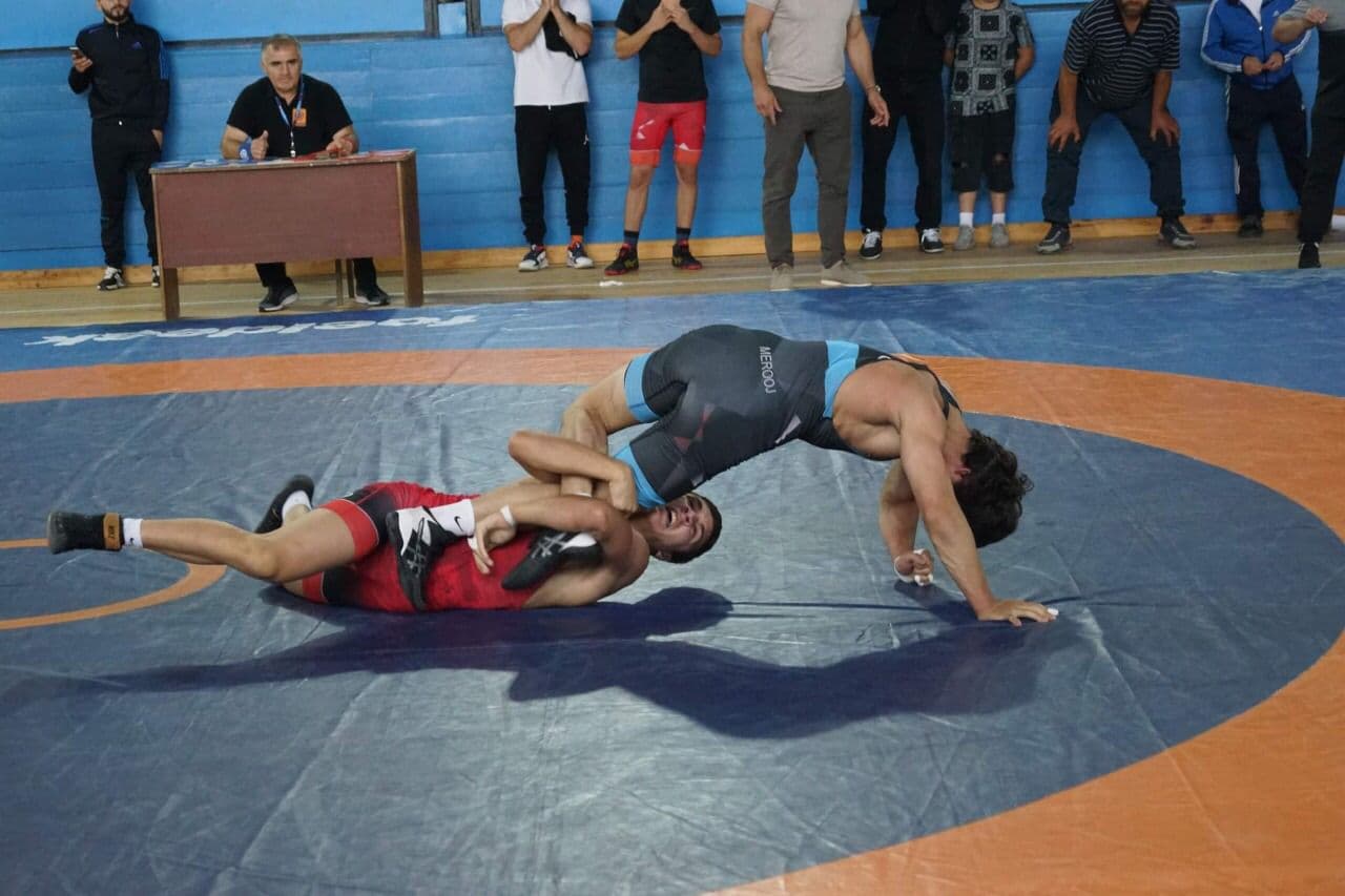 Frontnews image description