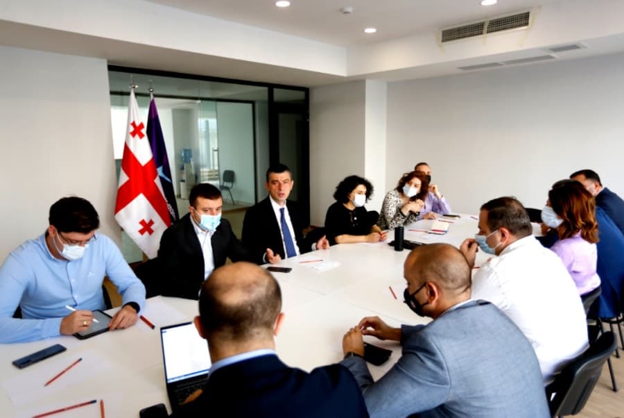 Frontnews image description