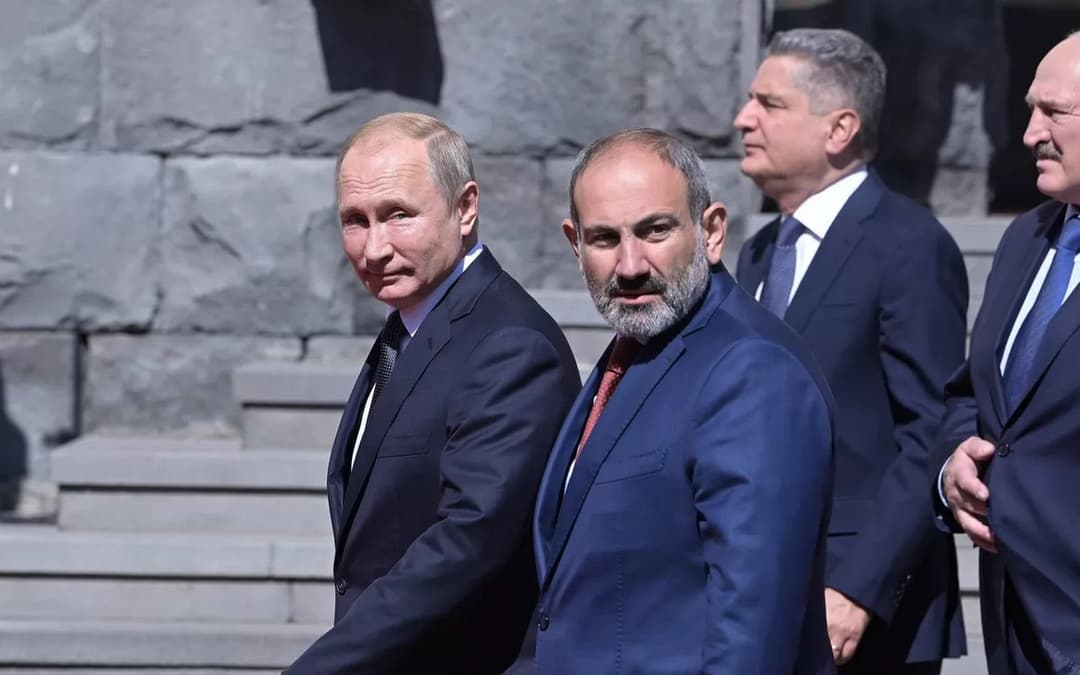 პუტინი ერევანში ჩავიდა