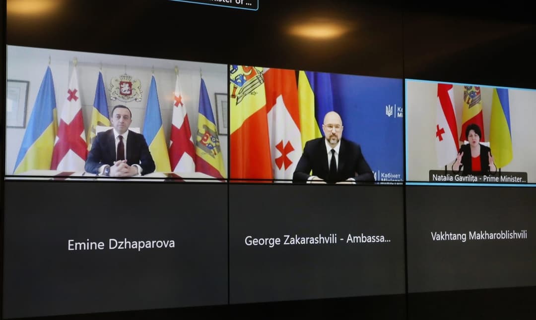 ასოცირებული ტრიოს ქვეყნების მთავრობის მეთაურებმა ევროკავშირთან ურთიერთობების გააქტიურებასა და ევროპული ინტეგრაციის პროცესის ხელშეწყობისთვის გადასადგმელ ნაბიჯებზე იმსჯელეს