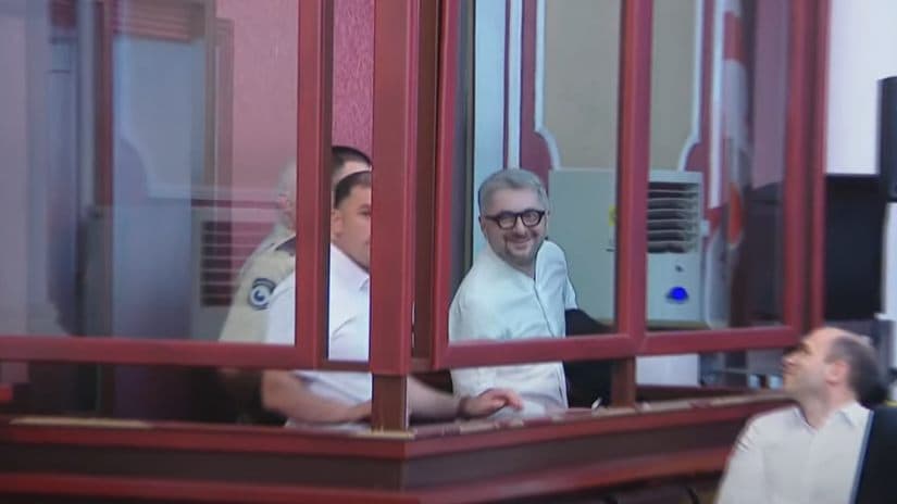 Frontnews image description