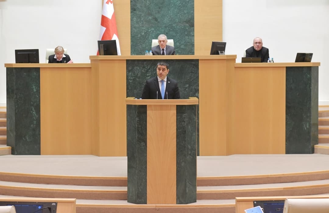 შალვა პაპუაშვილი – 2022 წელს პარლამენტი პოლიტიკური ცხოვრების ცენტრი გახლდათ, სადაც 3-ჯერ ვუმასპინძლეთ პრემიერ-მინისტრს, 17-ჯერ – მინისტრებს