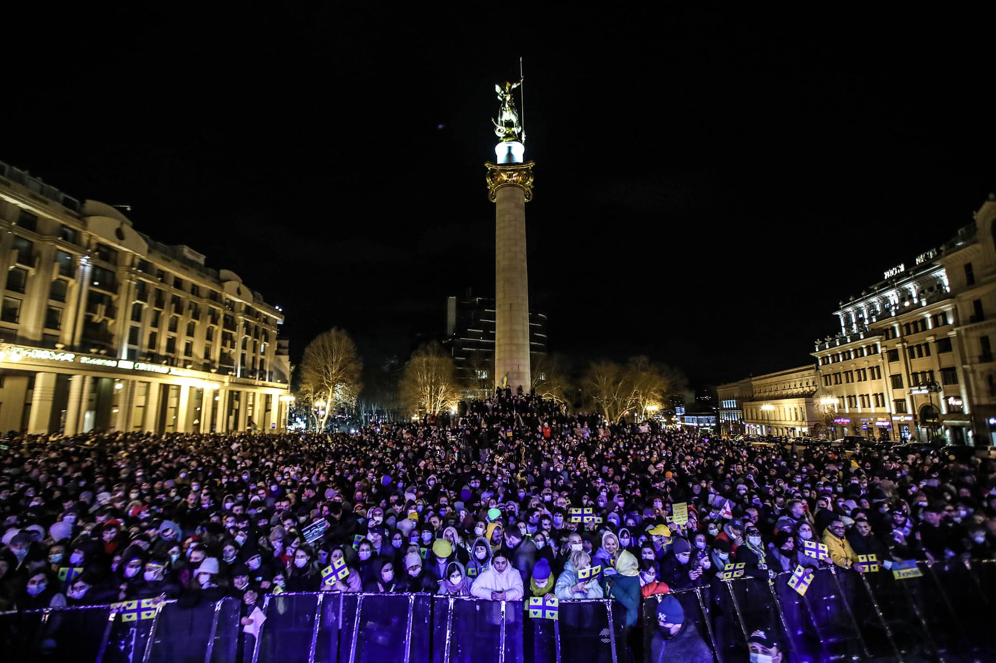 Frontnews image description