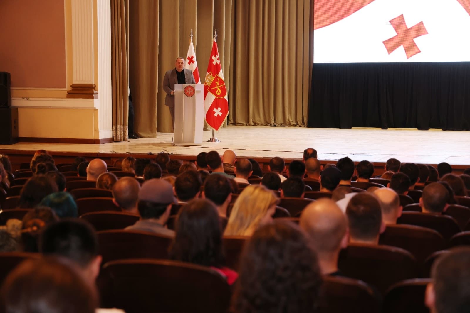 Frontnews image description