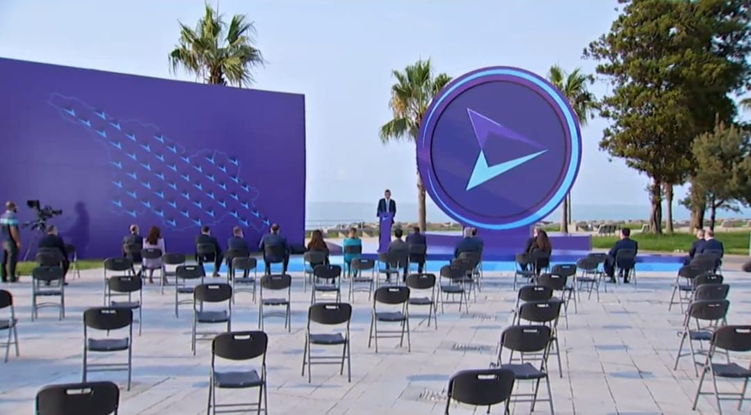 გიორგი გახარიამ ბათუმში კანდიდატები მხარდამჭერების შეკრების გარეშე წარადგინა – “ეს არის ჩვენი სოლიდარობა ქართველი ექიმების წინაშე”