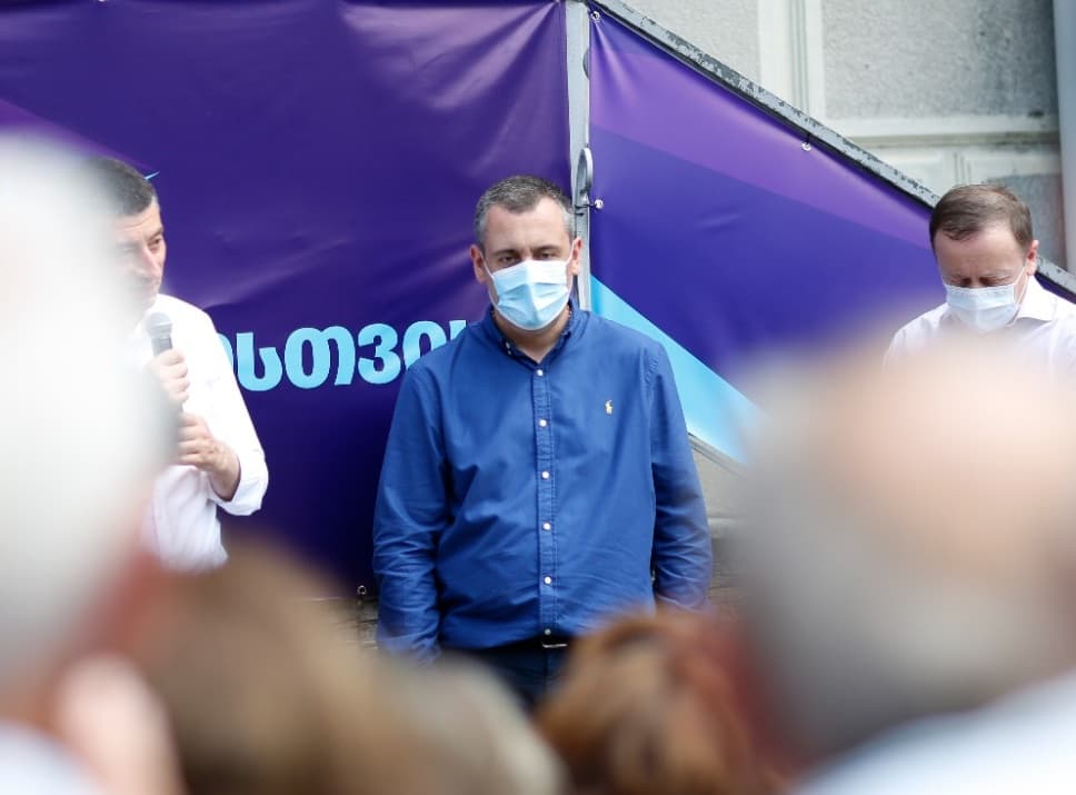 Frontnews image description