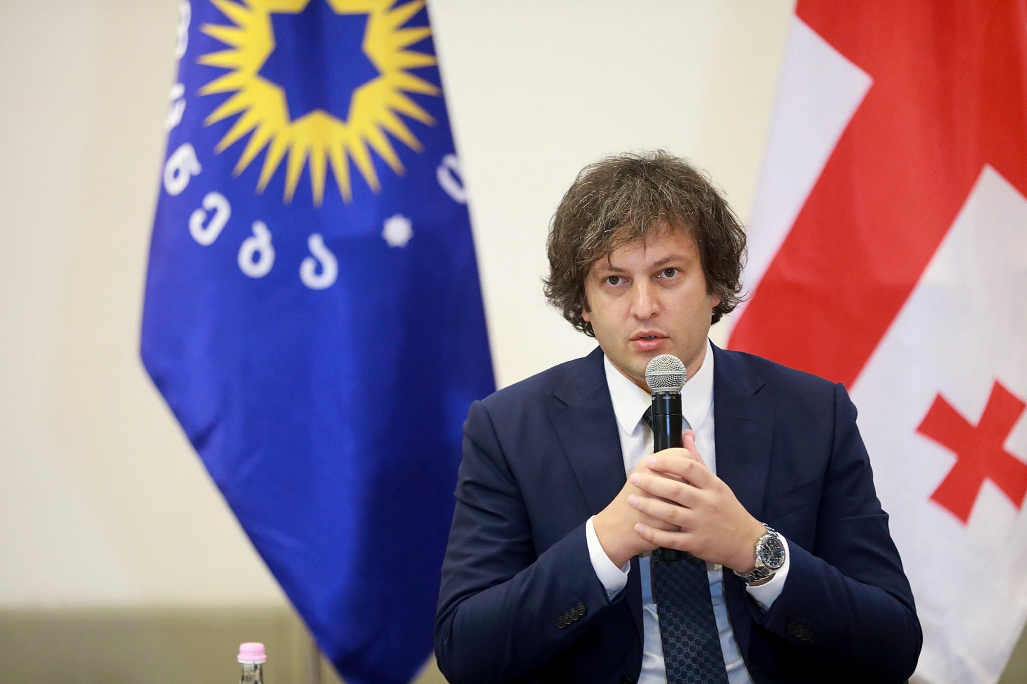 Frontnews image description