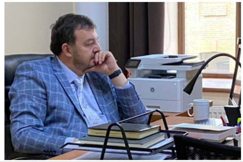 Frontnews image description