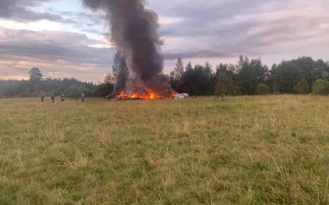 რუსეთში თვითმფრინავის ჩამოვარდნის ადგილზე 8 ცხედარი იპოვეს