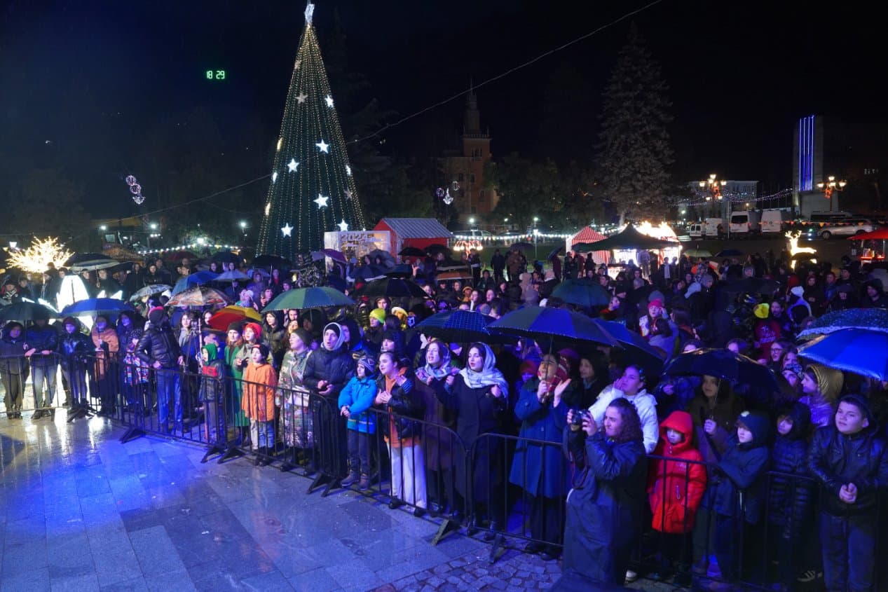 Frontnews image description