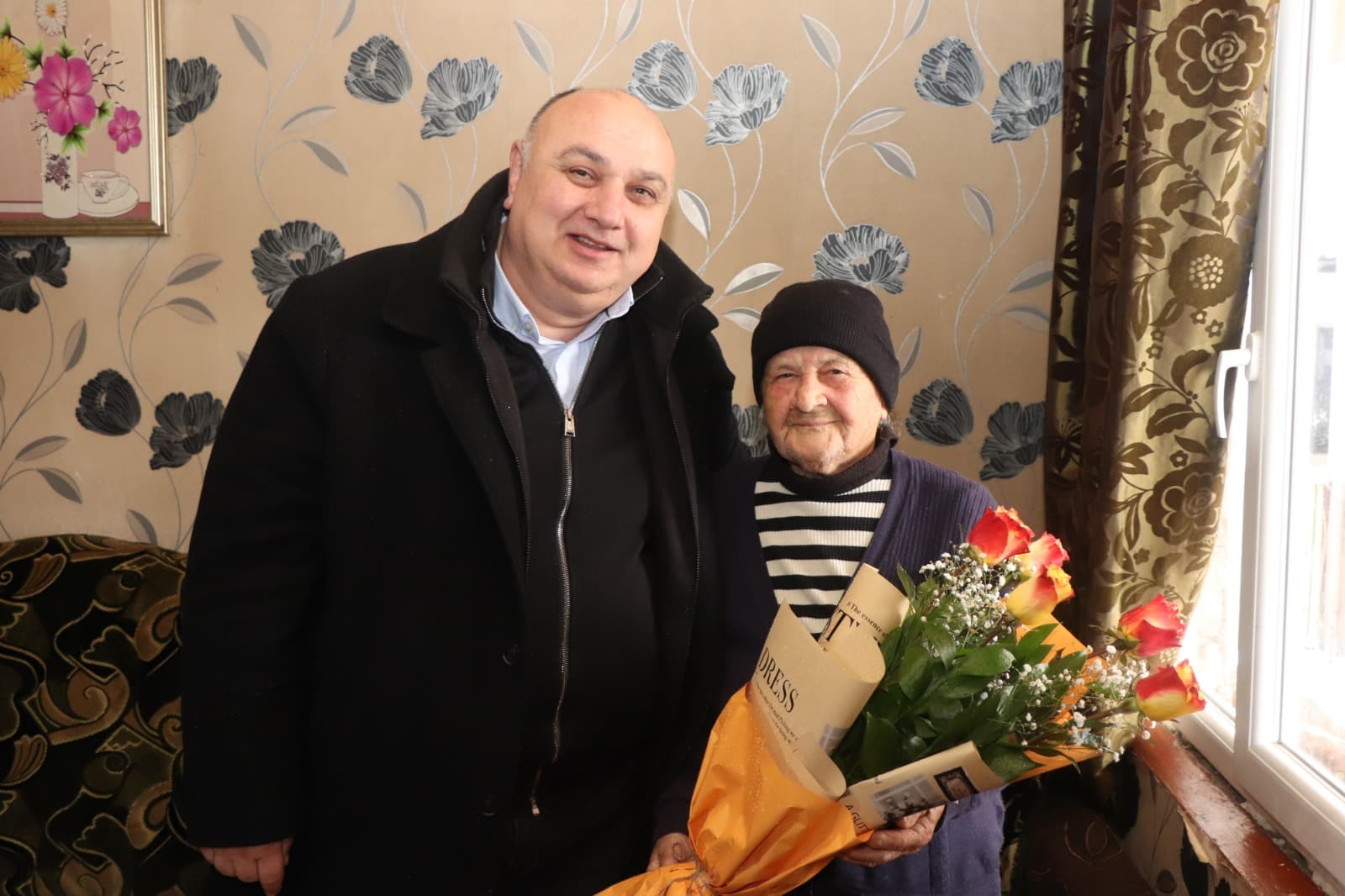 Frontnews image description