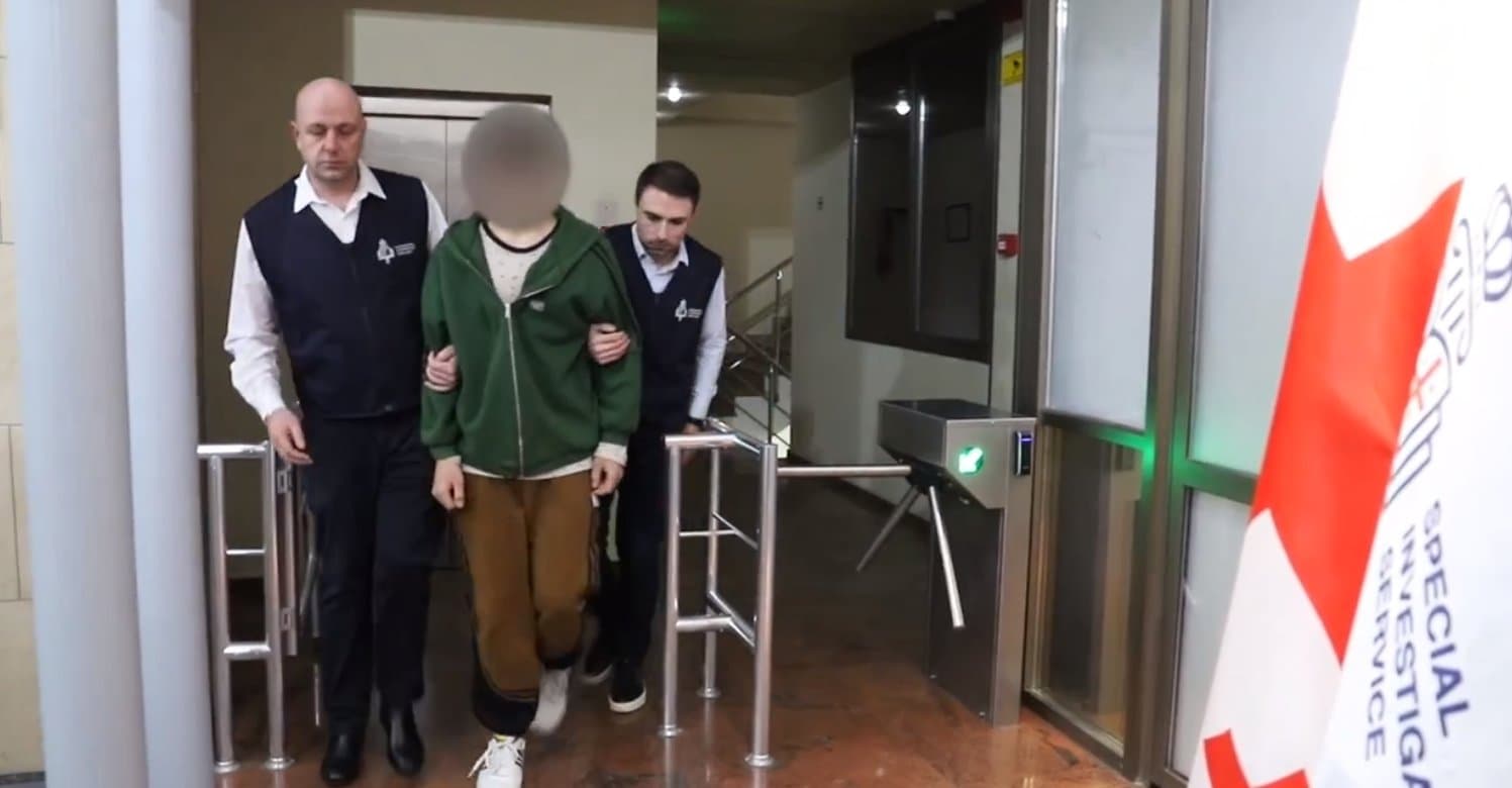 Frontnews image description