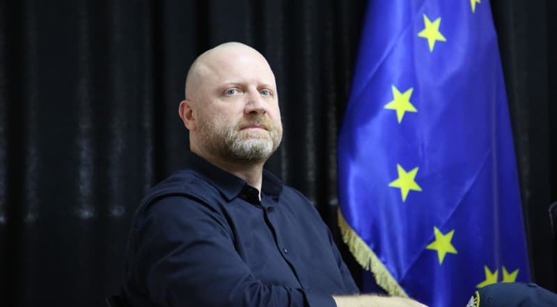 Frontnews image description