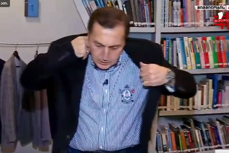 Frontnews image description