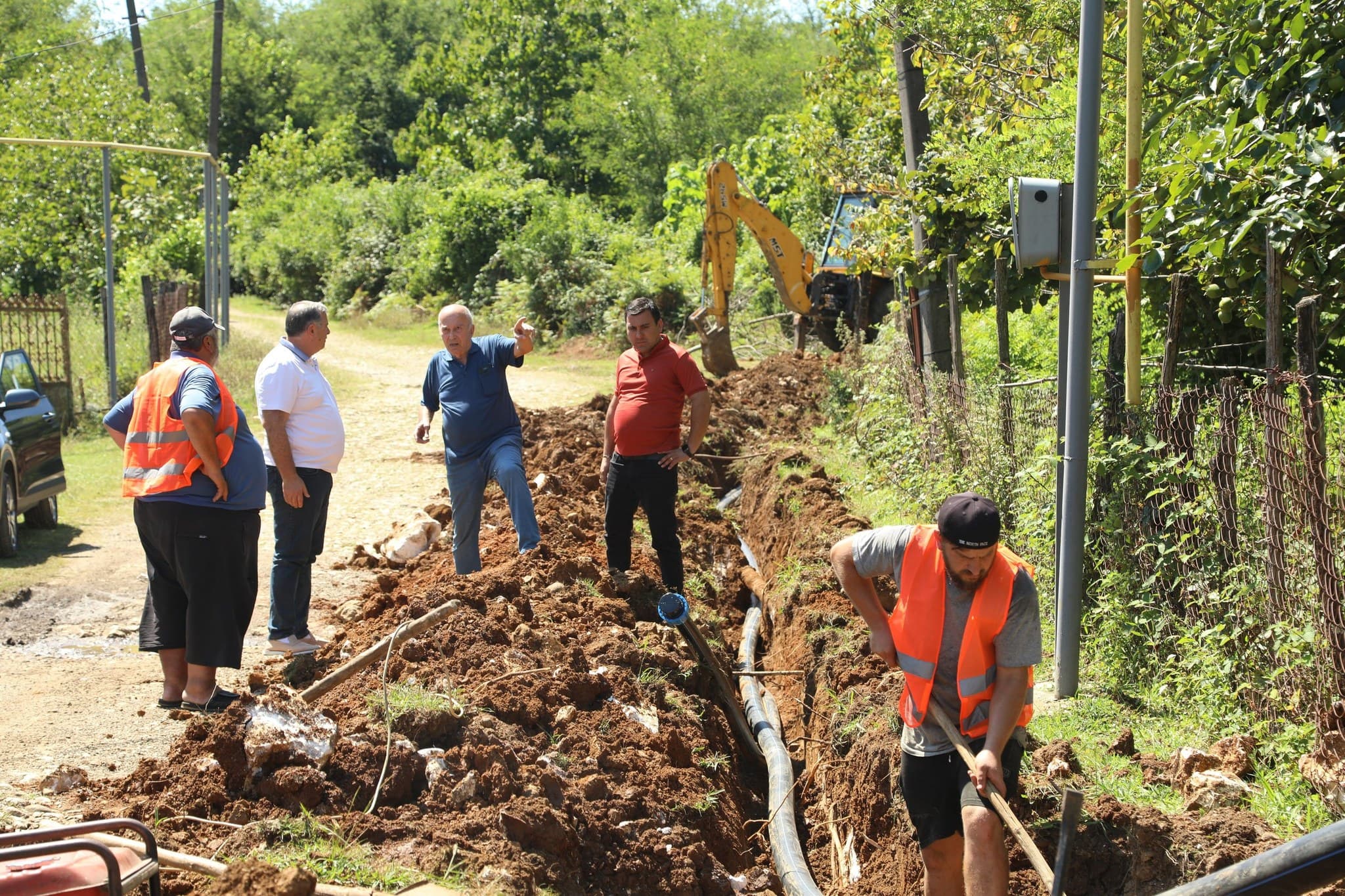Frontnews image description