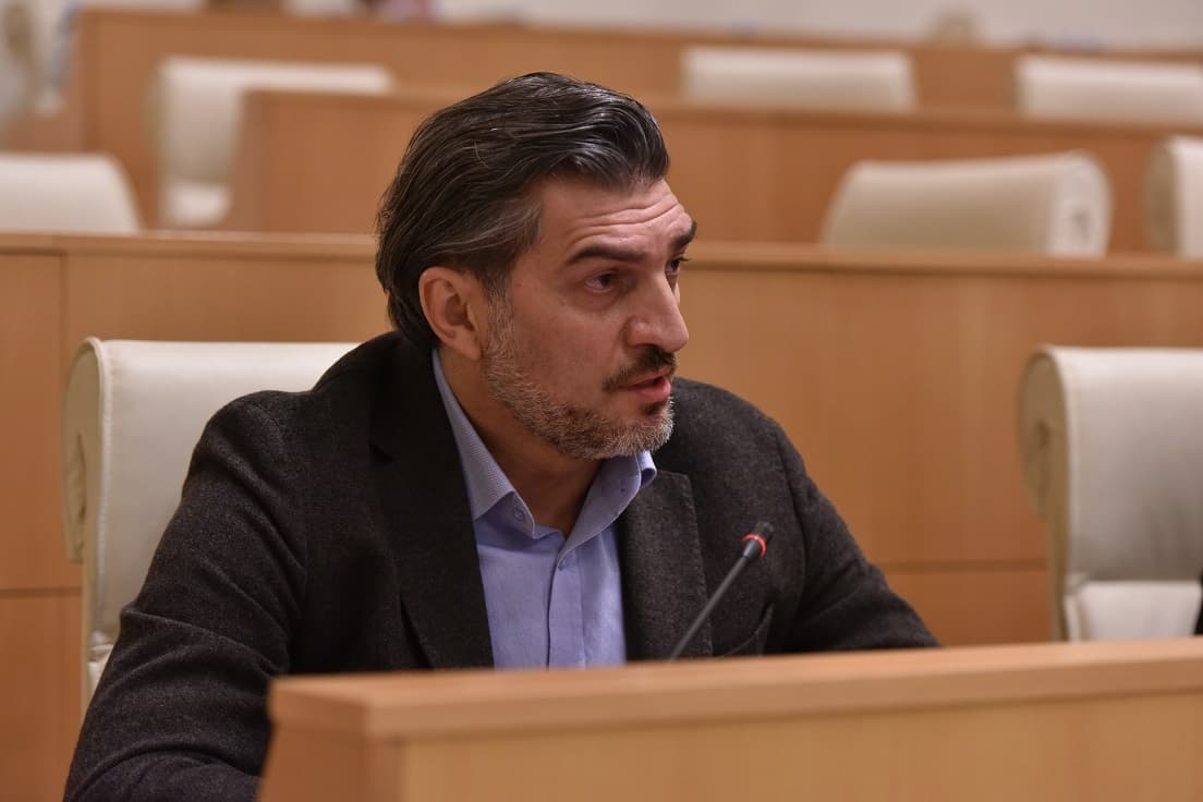 Frontnews image description