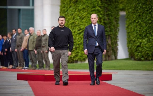 ზელენსკი – ვმუშაობთ მოიერიშე თვითმფრინავების კოალიციის შექმნაზე, ეს არის ჩემი ვიზიტების ერთ-ერთი მიზანი