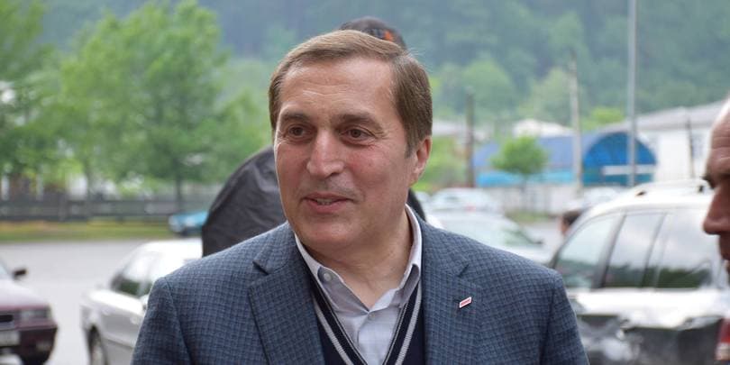 პაატა ბურჭულაძე – გარდა იმისა, რომ ვაპროტესტებთ გაყალბებულ არჩევნებს, მე აქ მოვედი იმისთვის, რომ მხარი დავუჭირო სტუდენტებს