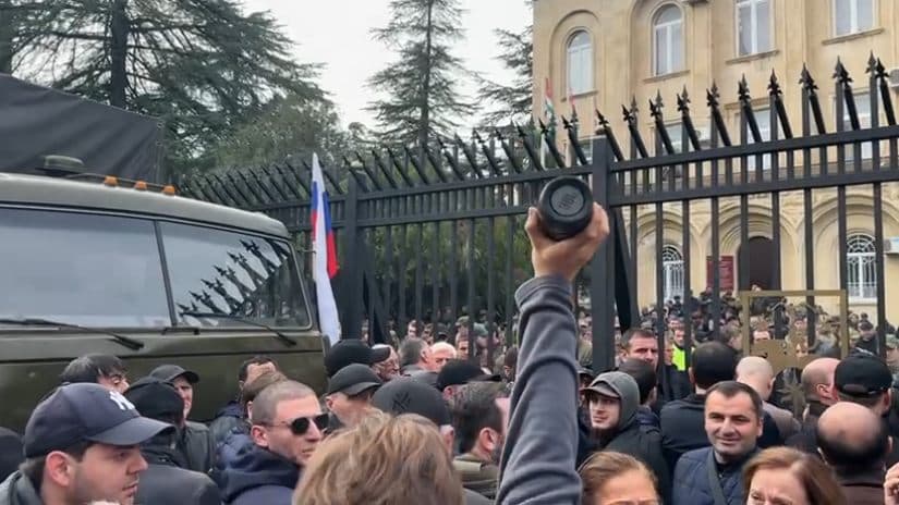 ოკუპირებულ აფხაზეთში ვითარება დაძაბულია