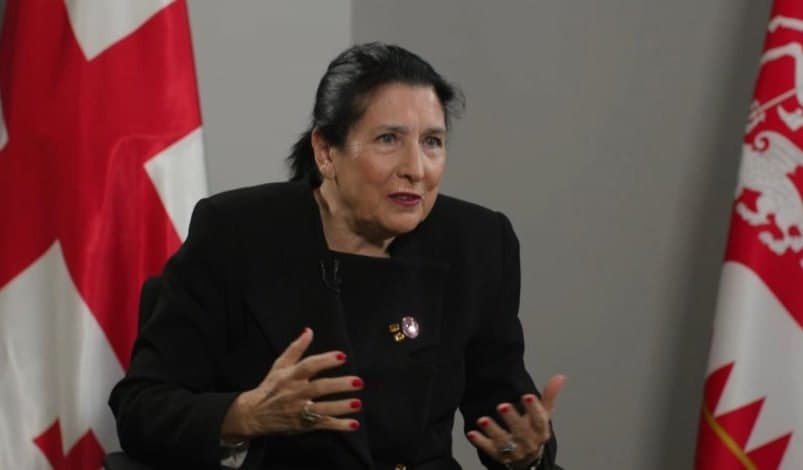 Frontnews image description