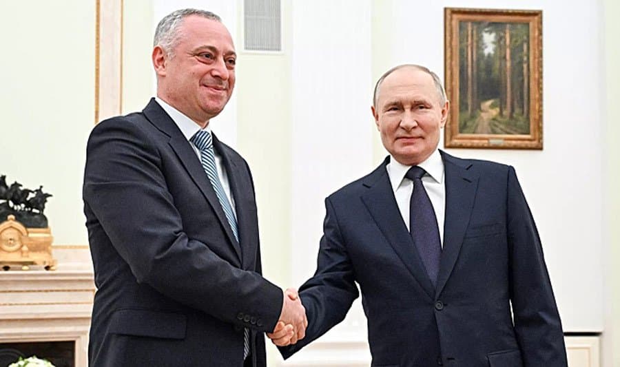 Putin meets with occupied Abkhazia’s new de facto leader in Moscow