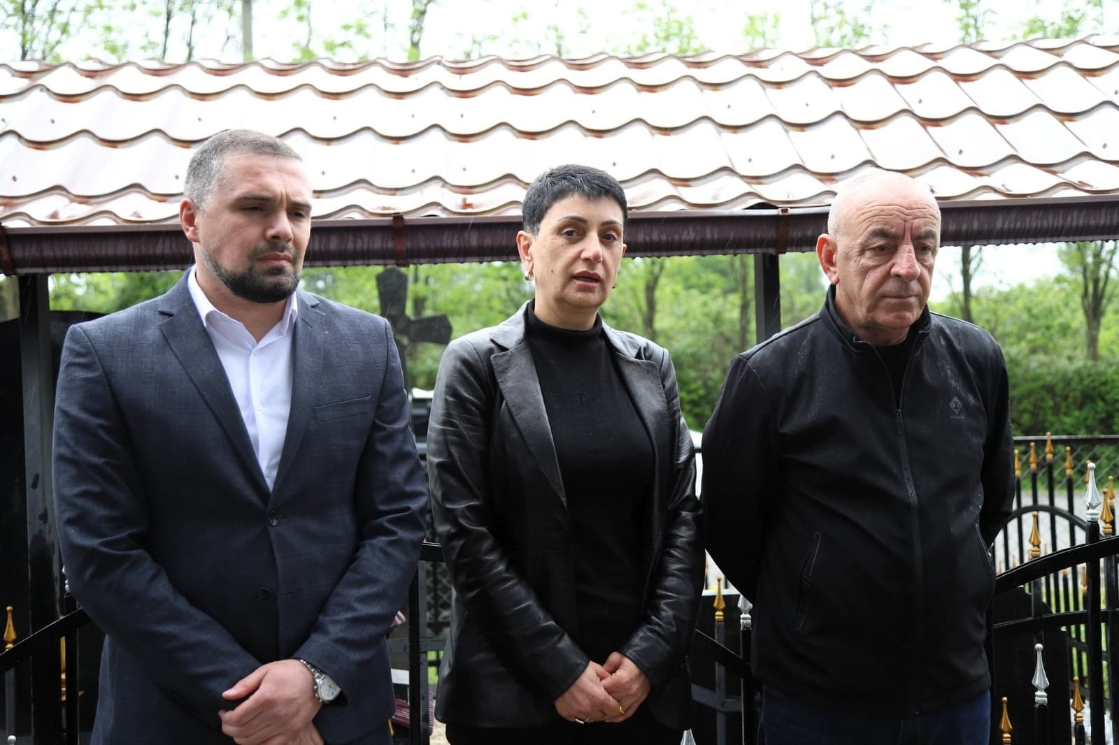 Frontnews image description