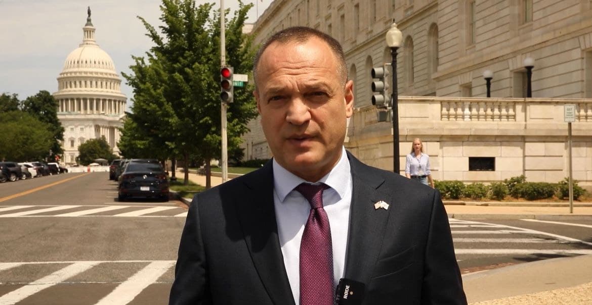 Tsiskarishvili underscored the significance of the ongoing detention of former Georgian President Mikheil Saakashvili.