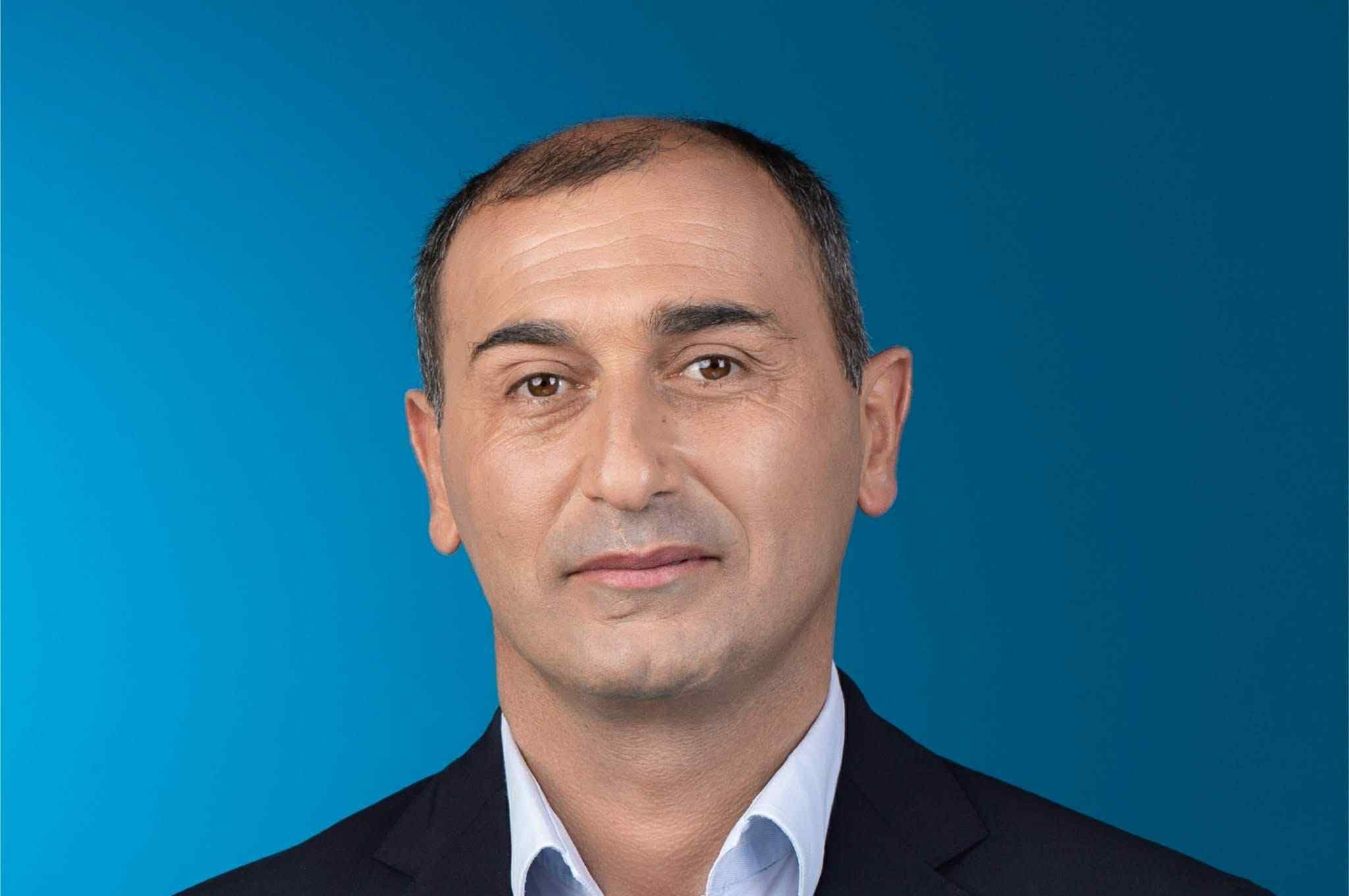 Frontnews image description