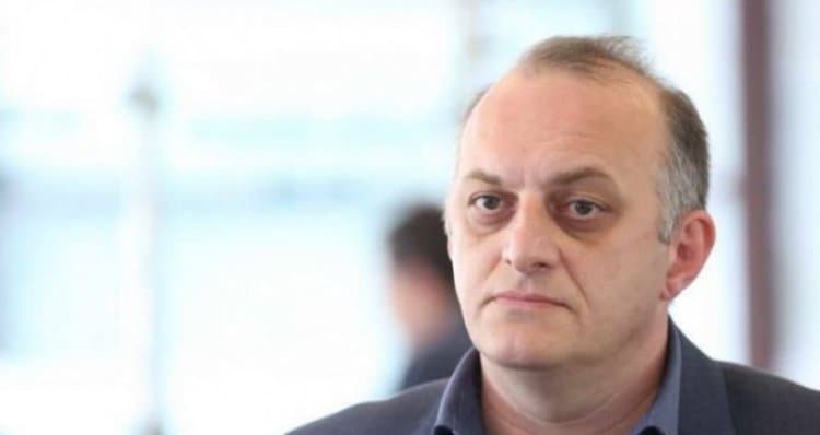 Frontnews image description