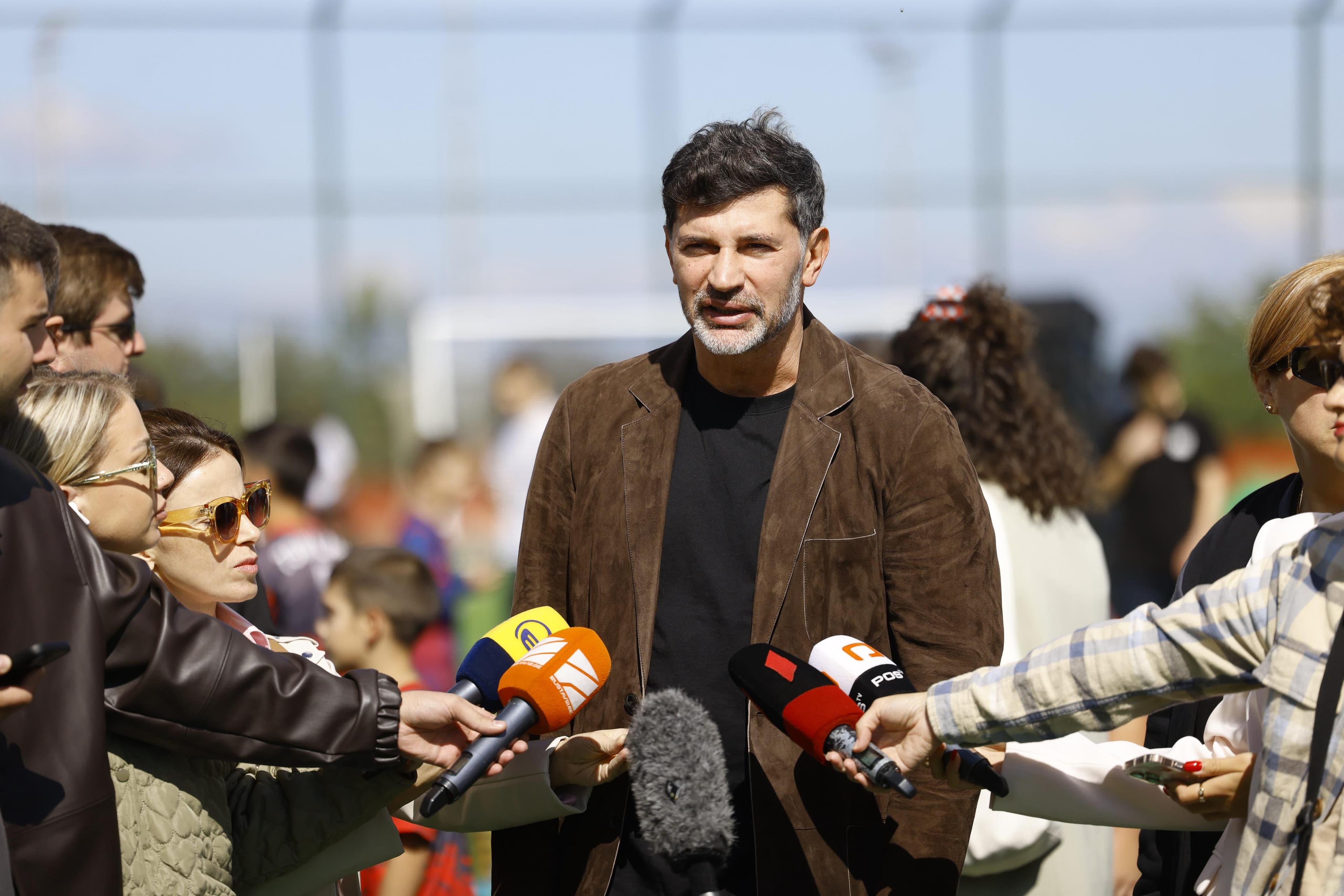 Frontnews image description