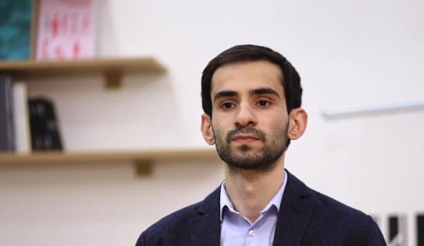 Frontnews image description