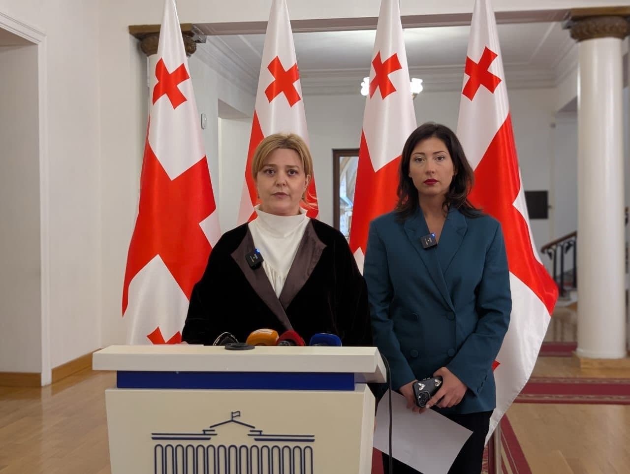 Frontnews image description