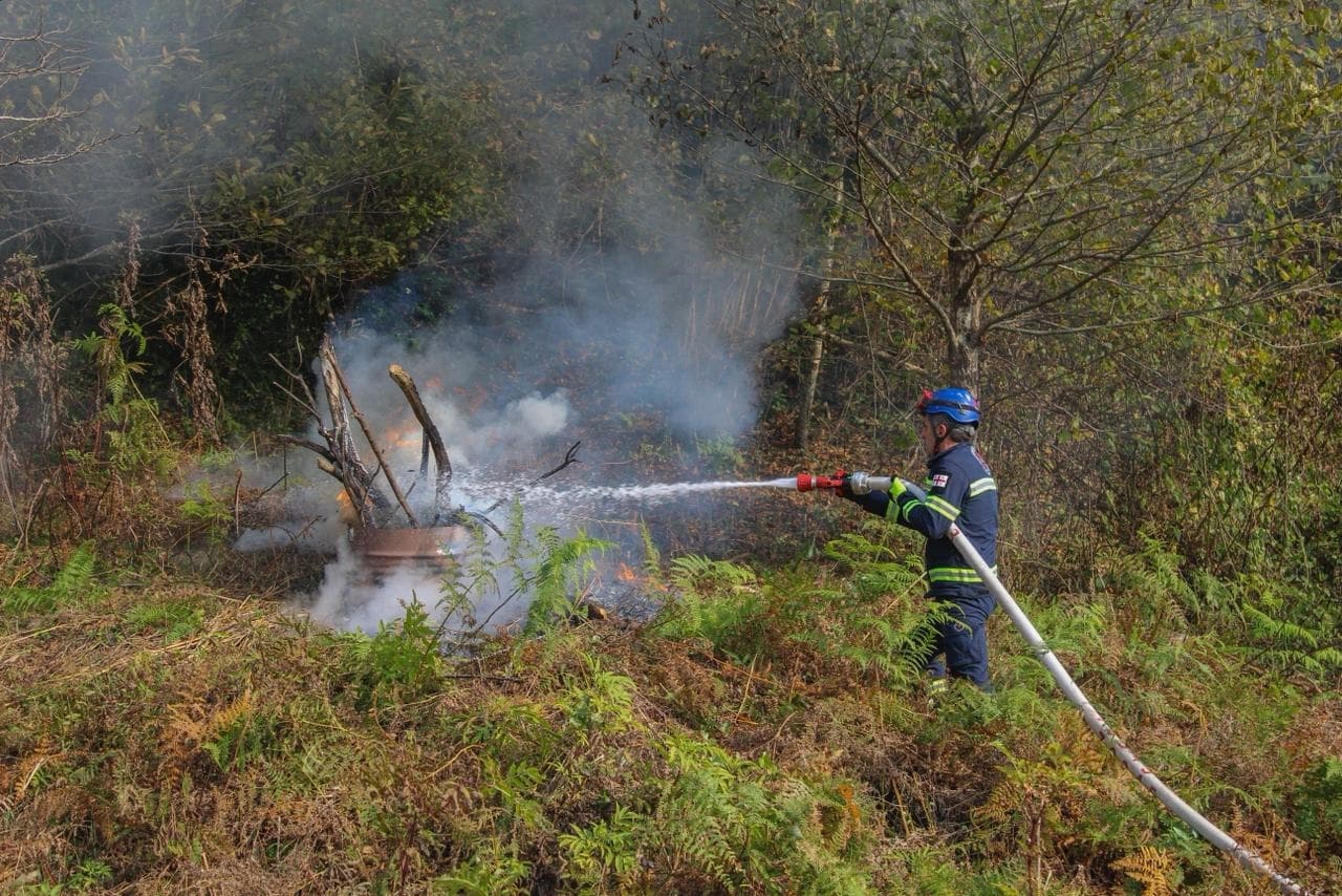 Frontnews image description