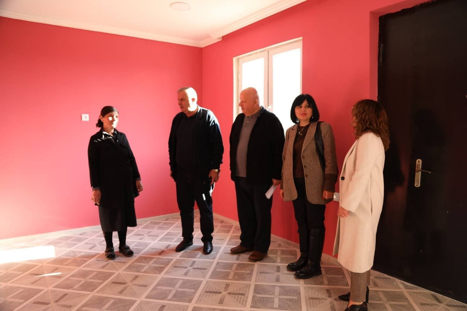 Frontnews image description