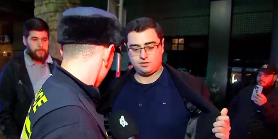 Frontnews image description