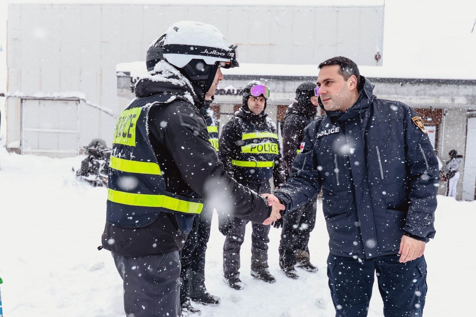 Frontnews image description