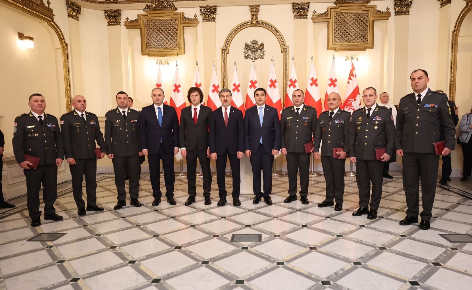 Frontnews image description