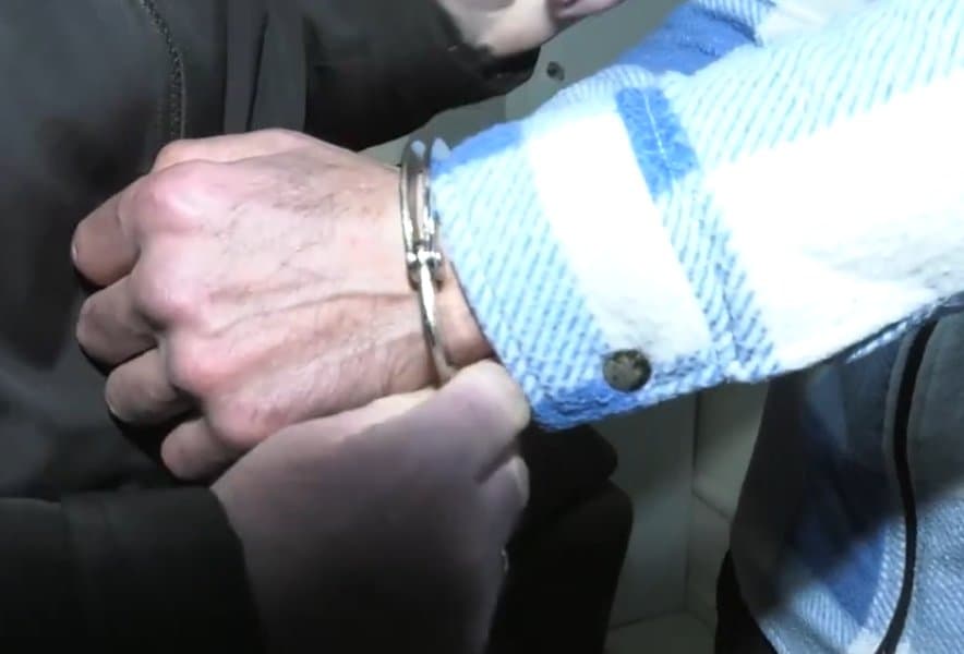 The suspect voluntarily appeared at the police station and admitted to committing the crime