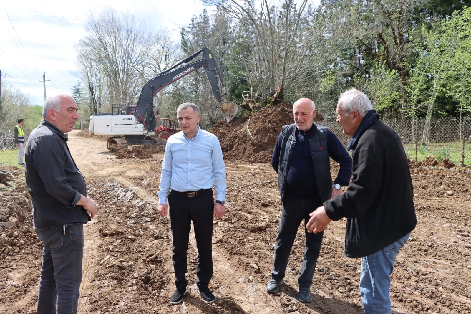 Frontnews image description