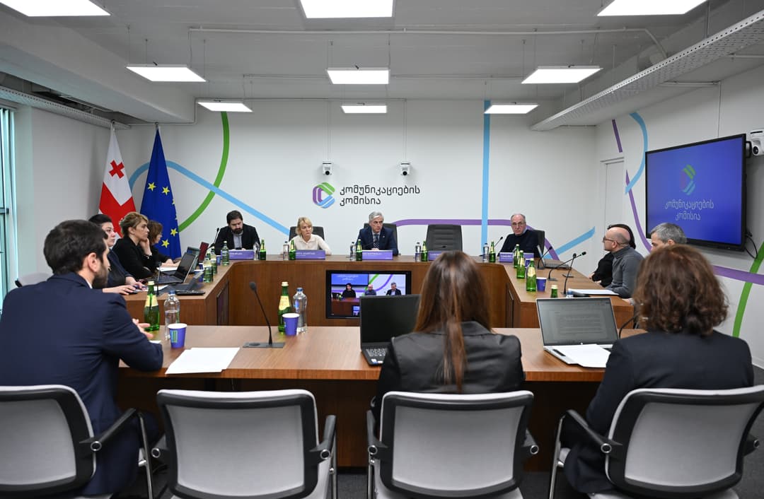 ComCom-მა "ტელეიმედი“, "პოსტვ“, „ტვ პირველი“ და "ფორმულა" მიუკერძოებლობის პრინციპების დარღვევისთვის წერილობით გააფრთხილა