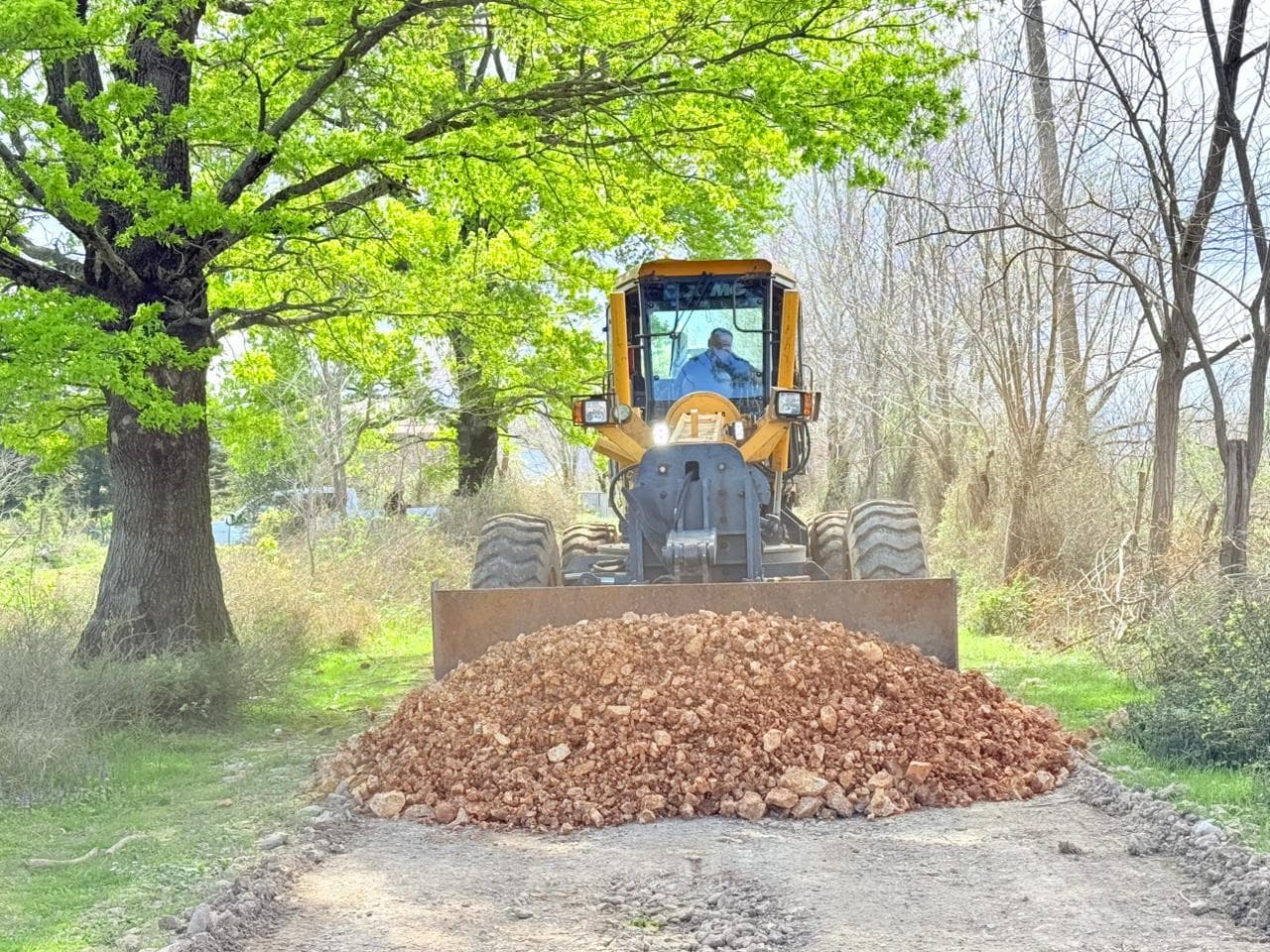 Frontnews image description