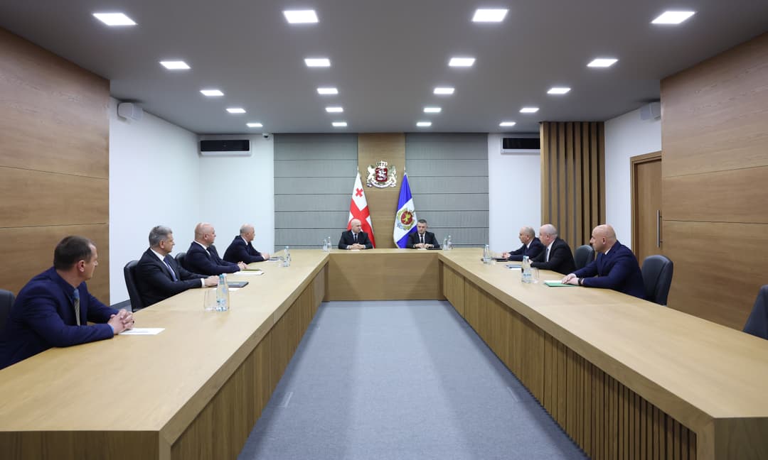 სულხან თამაზაშვილმა სასაზღვრო პოლიციის ხელმძღვანელ პირებთან სამუშაო შეხვედრა გამართა