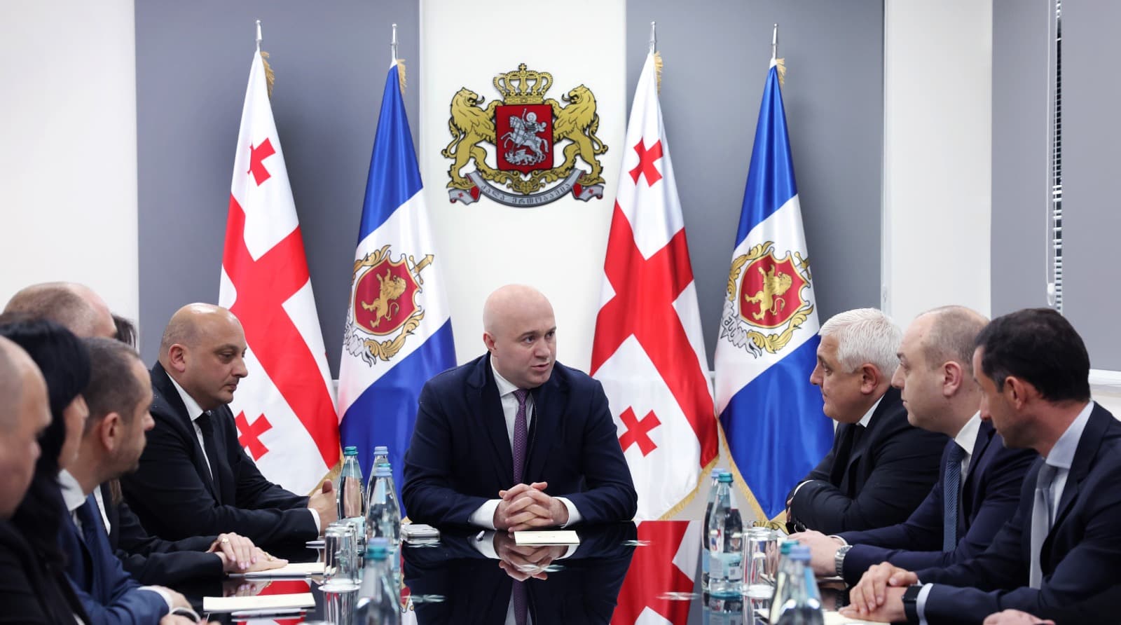 Minister Tamazashvili congratulated Bachulashvili on his appointment and wished him success in his future work