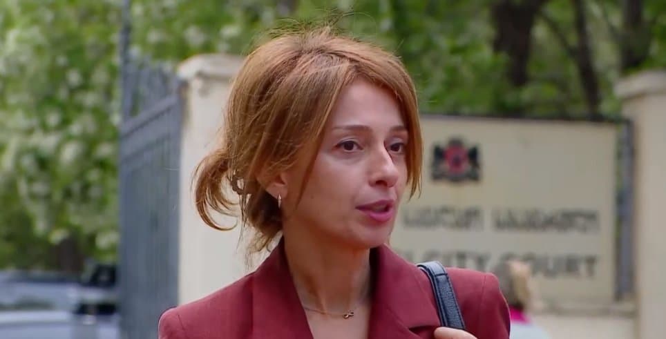 side slider image