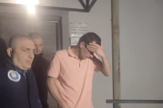 ლაშა ტყეშელაძე - ჩემთვის როგორც ცნობილია, პაპუნა ლოცულაშვილი ამ ეტაპზე გაათავისუფლეს და ექსპერტიზაზე გადაიყვანეს